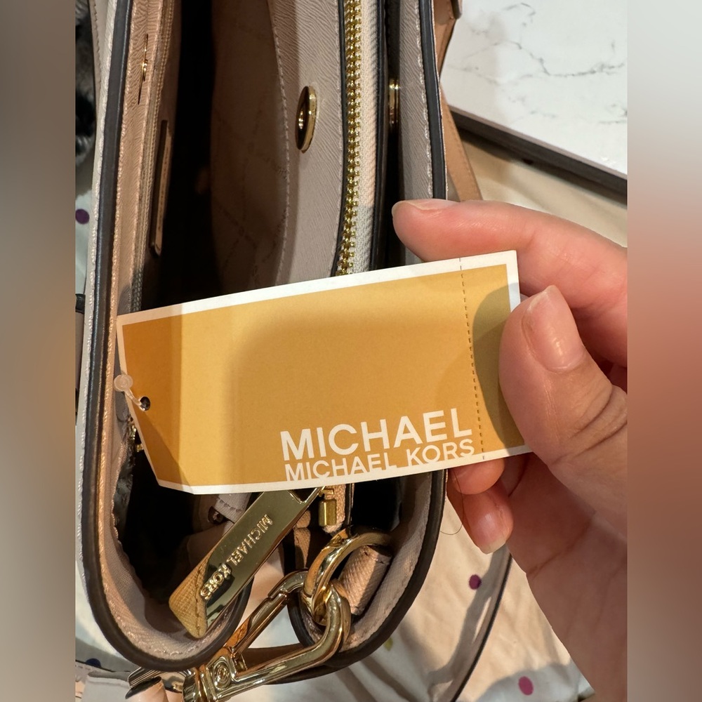 NWT Michael Kors purse - Picture 6 of 6